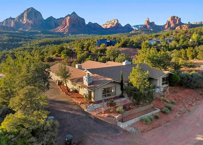 Unrivaled Views Large Uptown With Swimspa And Sauna Holiday home *