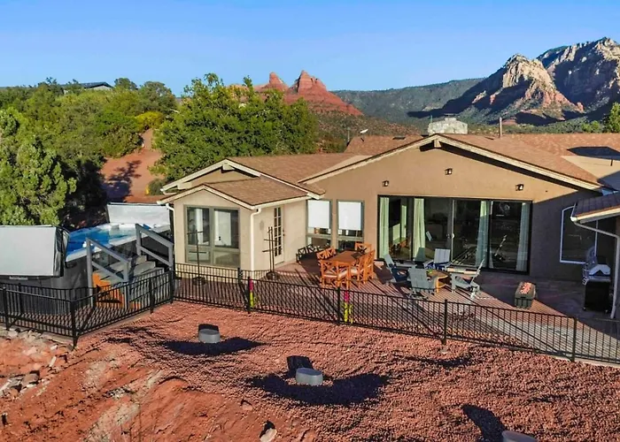 Unrivaled Views Large Uptown With Swimspa And Sauna * Sedona